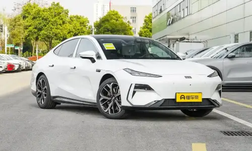 Geely Galaxy E8,