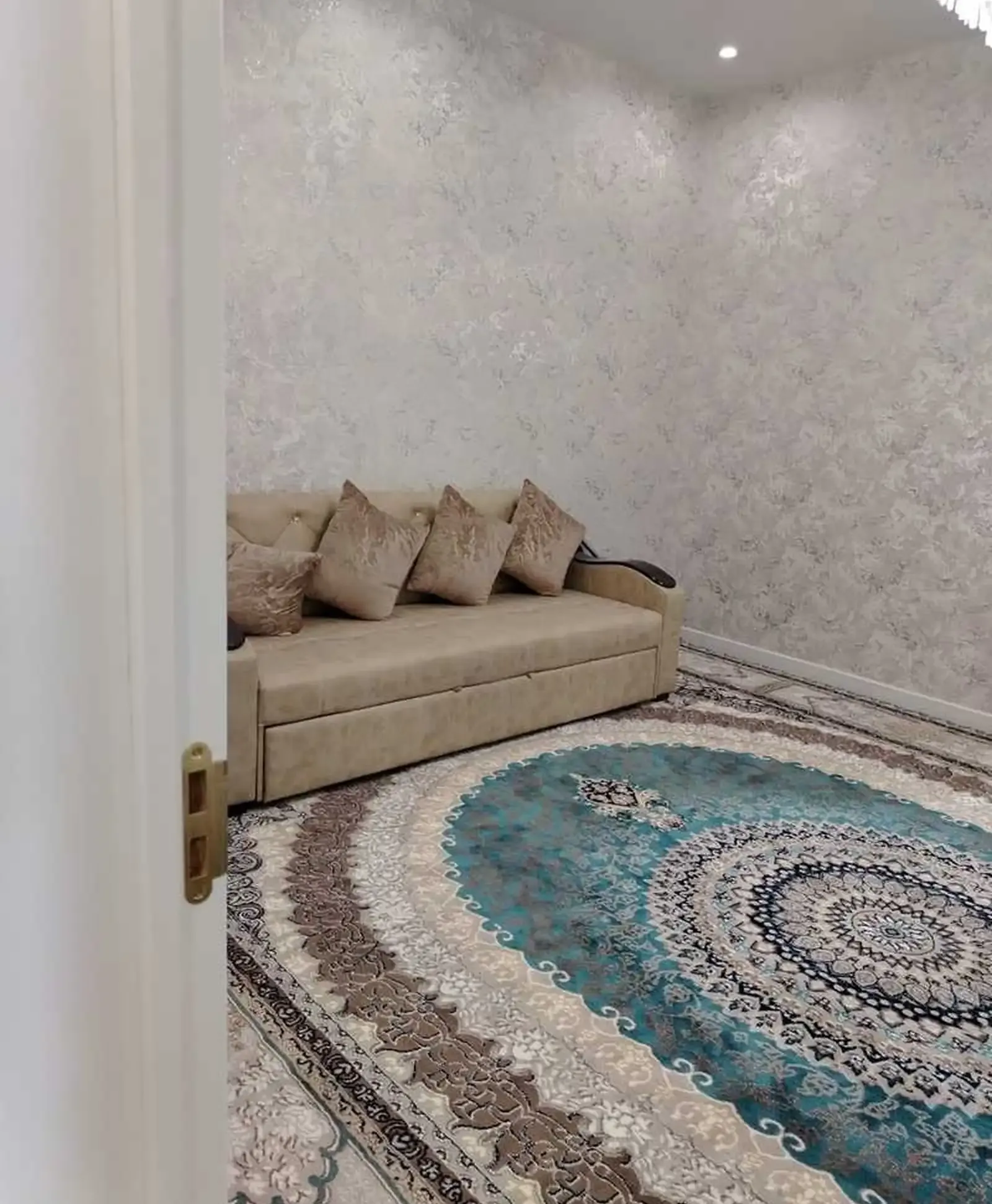 2-комн. квартира, 9 этаж, 65м², 104 МКР пеши Зубной