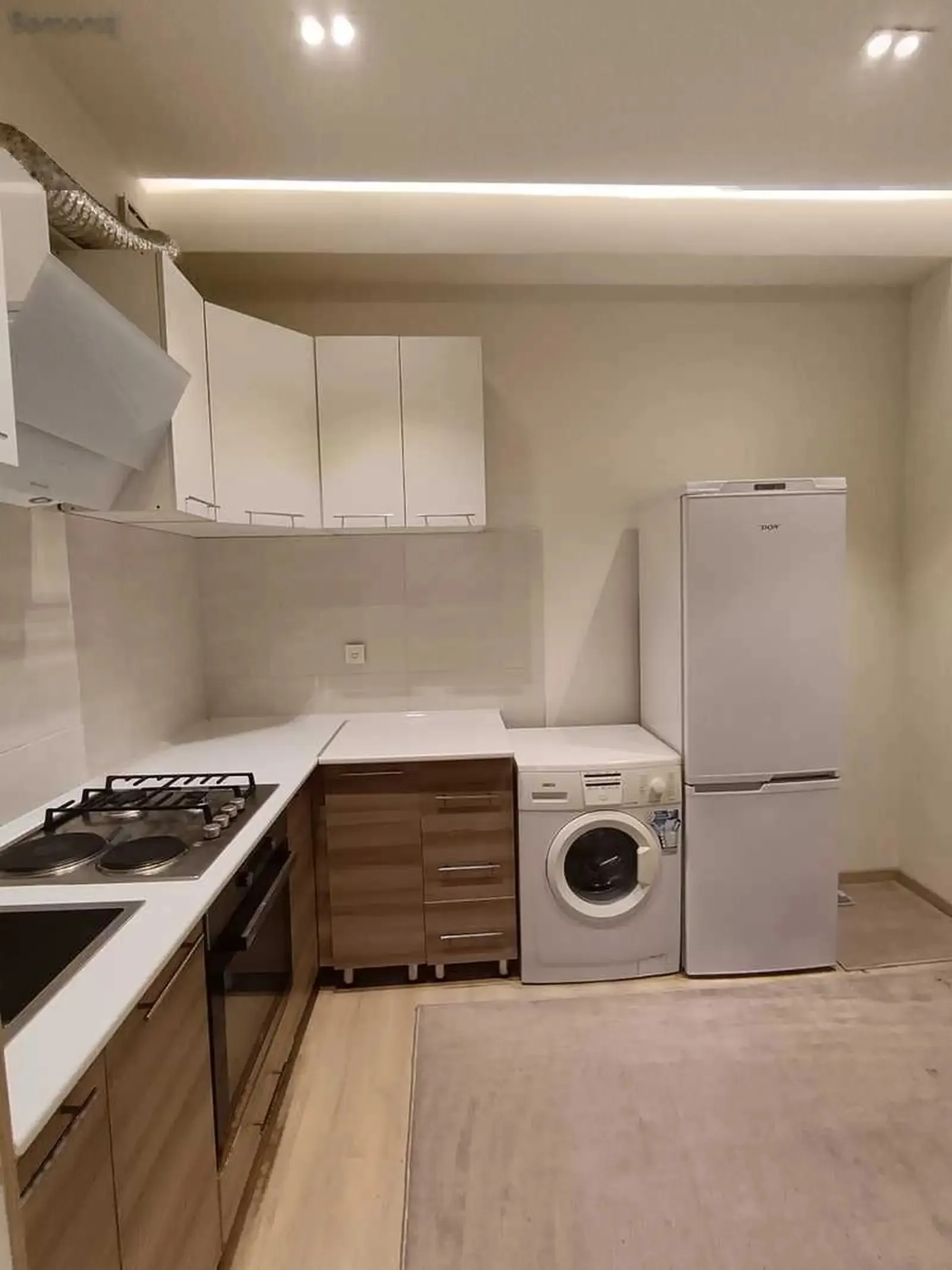 2-комн. квартира, 13 этаж, 60м², 82мкр