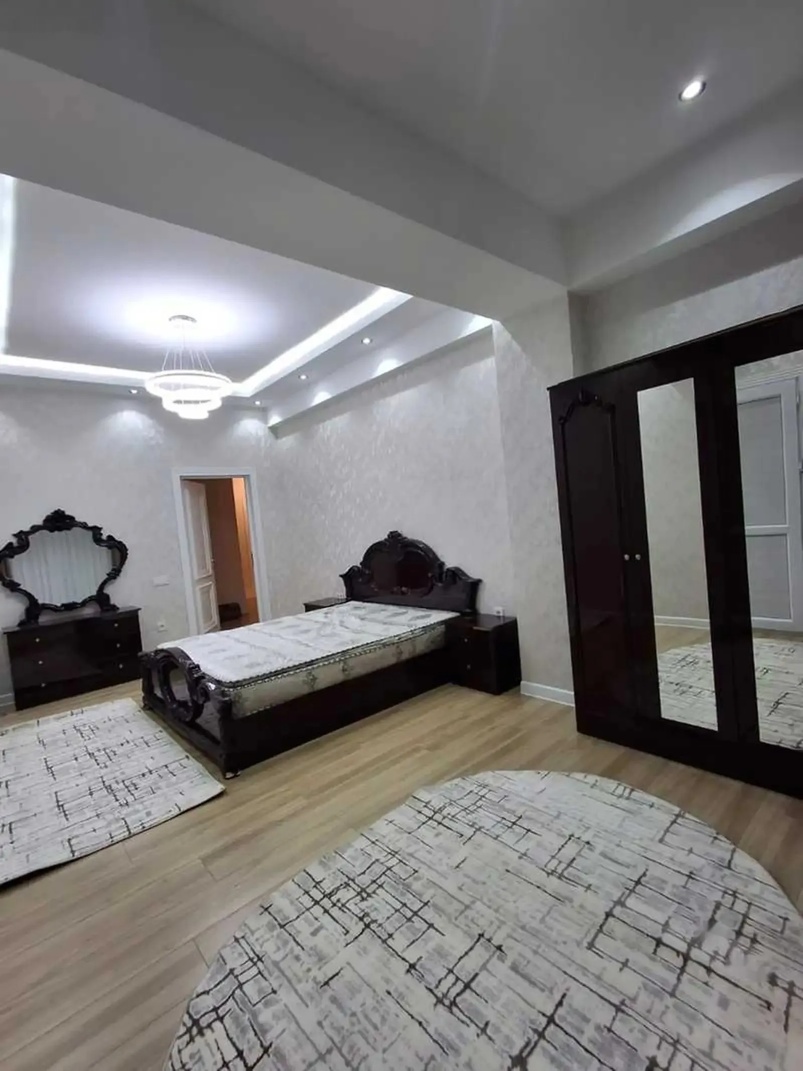 2-комн. квартира, 6 этаж, 78м², Текстиль пеши мактаби