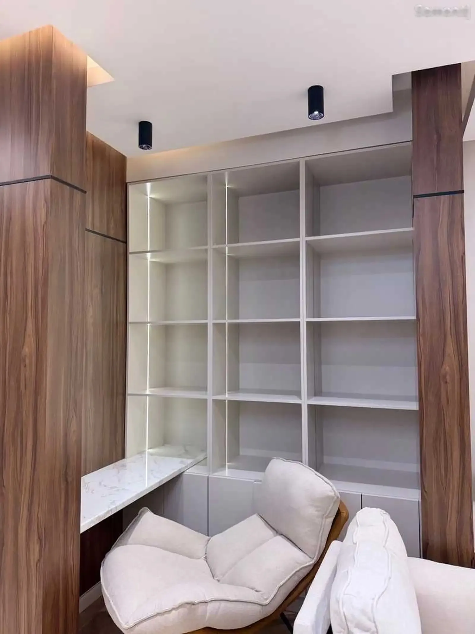 2-комн. квартира, 18 этаж, 55м², Дом печати