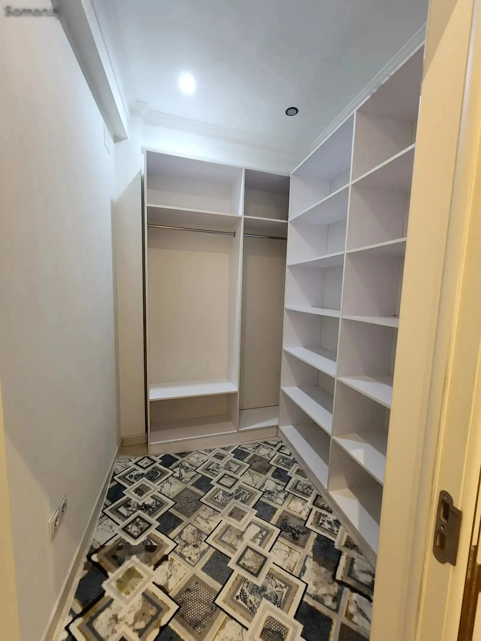 3-комн. квартира, 6 этаж, 130м², Шохмансур
