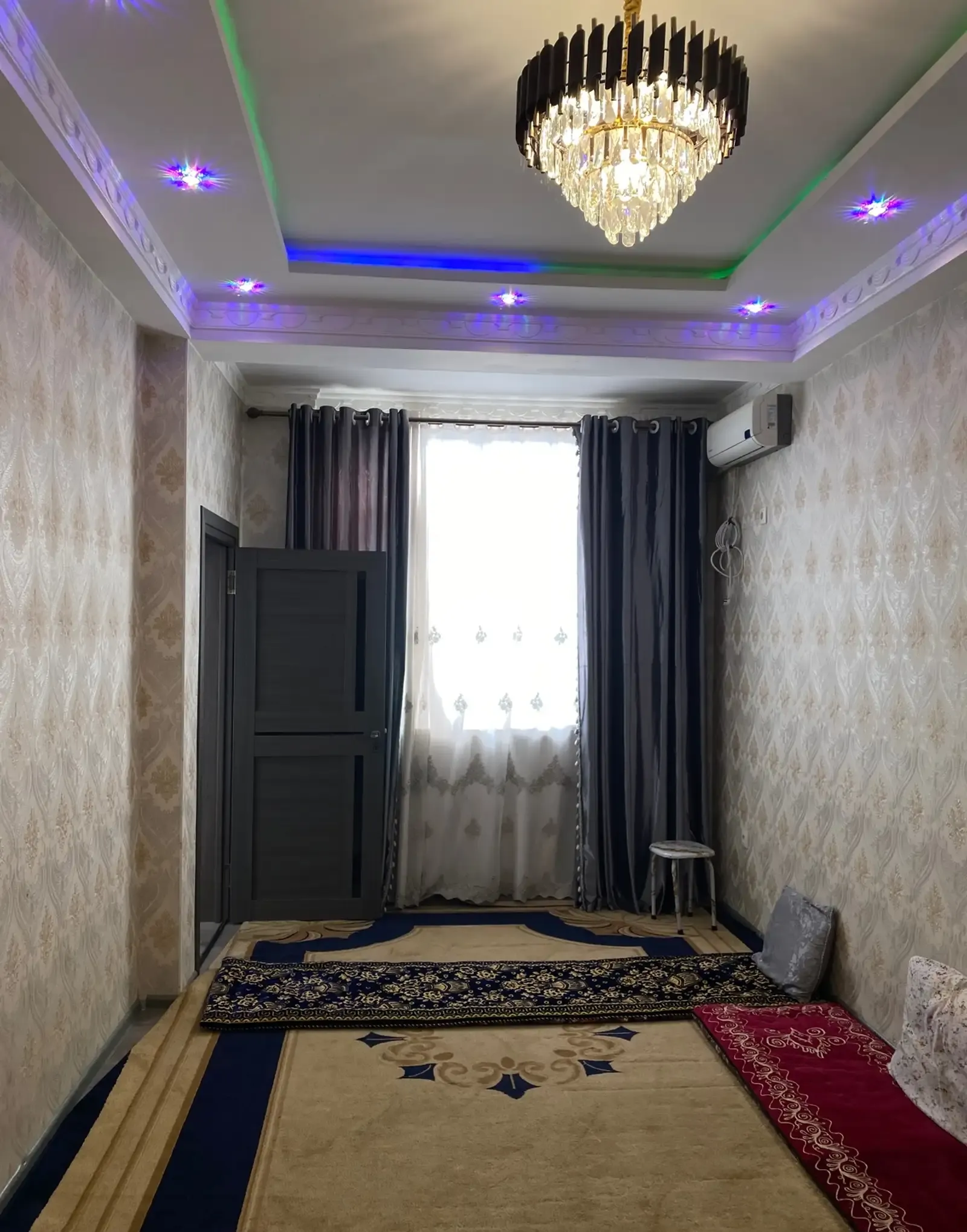 3-комн. квартира, 2 этаж, 90 м², Гипразем