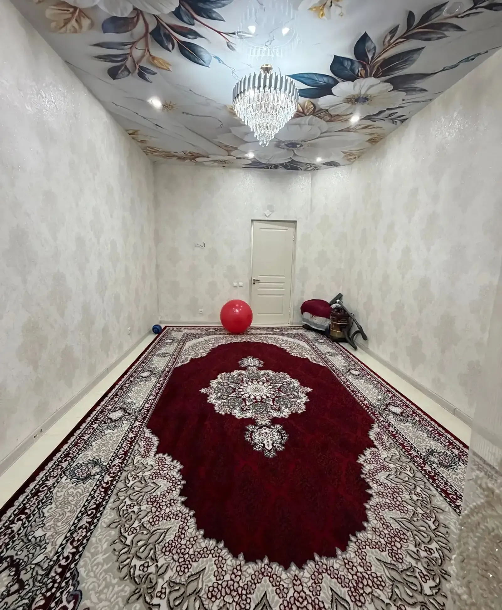 3-комн. квартира, 4 этаж, 92м², поворот Аэропорта