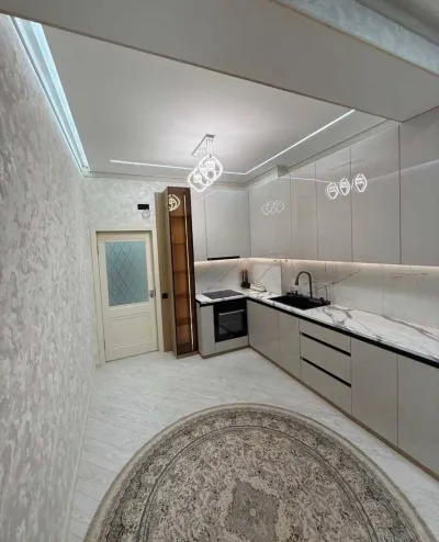 2-комн. квартира, 13 этаж, 68 м², 102мкр,Евар