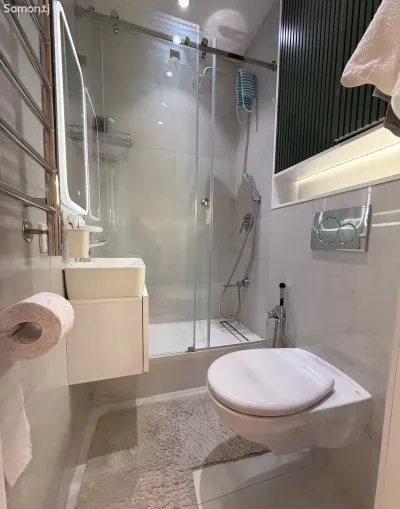 3-комн. квартира, 8 этаж, 132 м², Сокрая больница напротив гуля голд