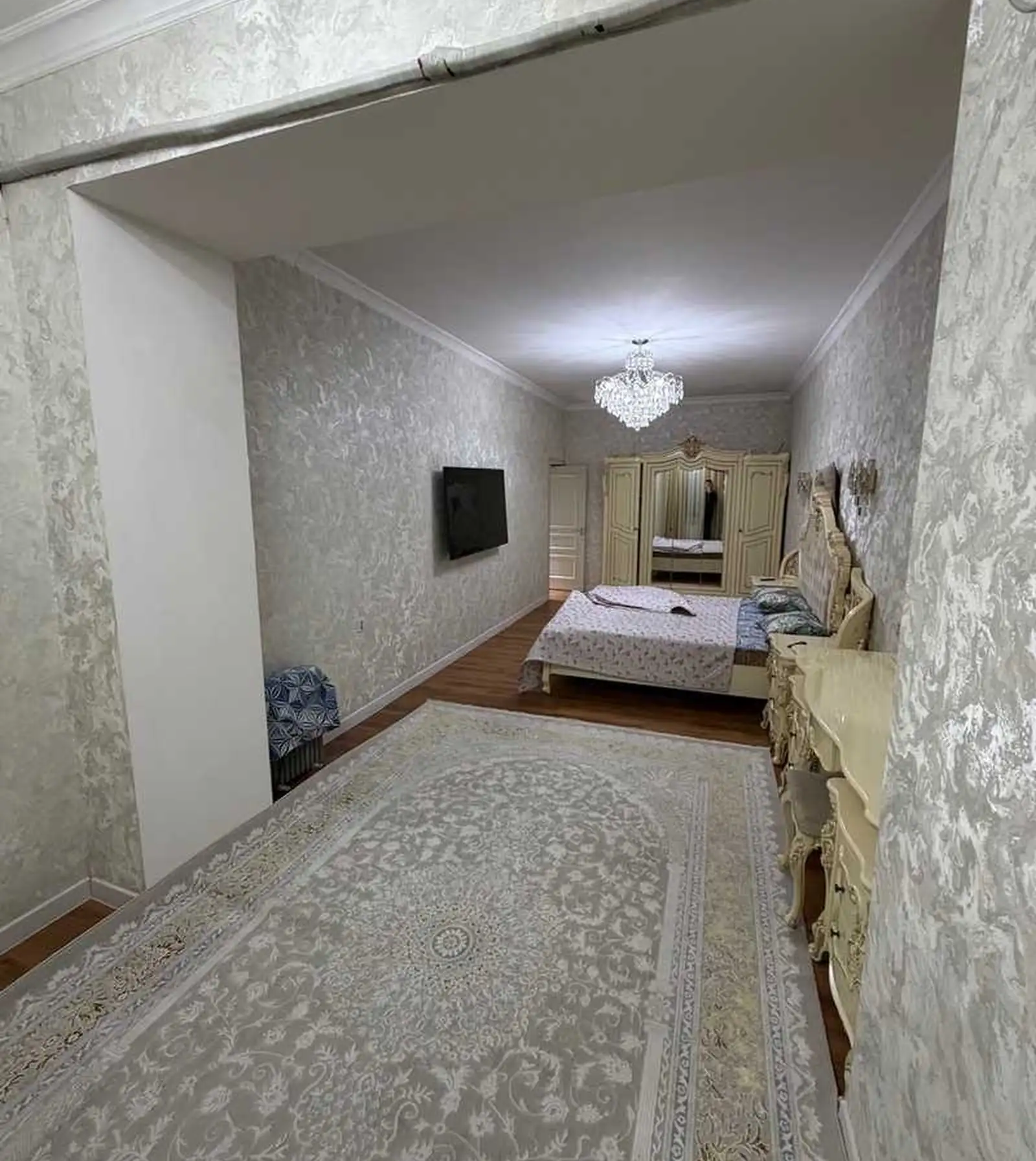 2-комн. квартира, 7 этаж, 75м², Шохмансур доми Хучанд Сарой Айни 46 назди Скорий больница