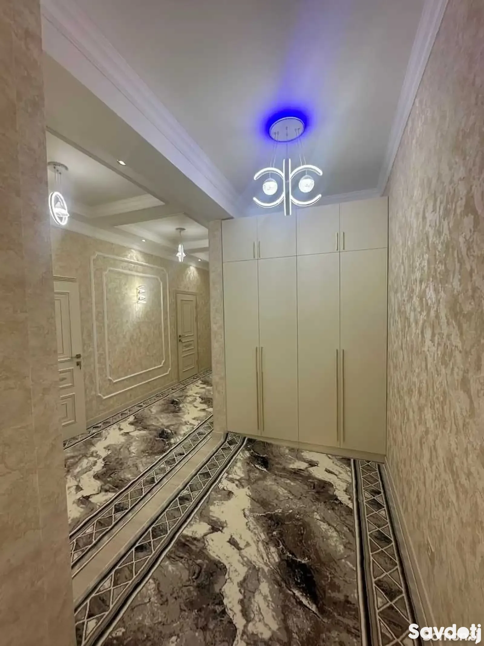 3-комн. квартира, 6 этаж, 100м², Шоҳмансур, Голубой экран
