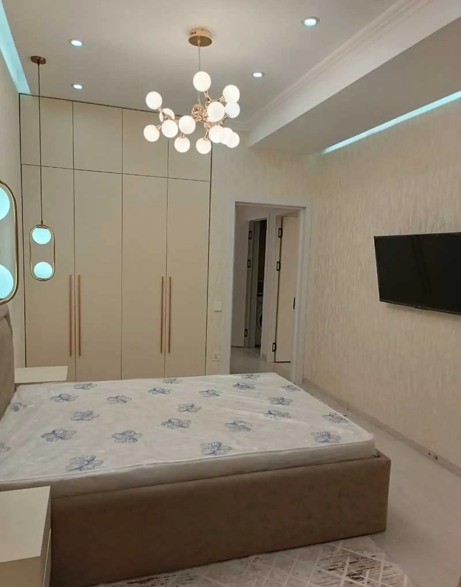 3-комн. квартира, 15 этаж, 120м², Овир