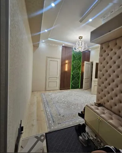 2-комн. квартира, 8 этаж, 92м², Хусейнзода