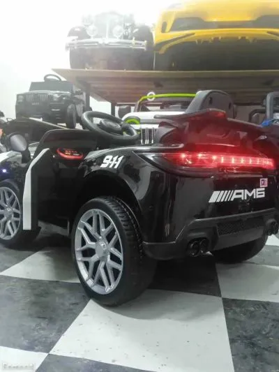 Детский электромобиль