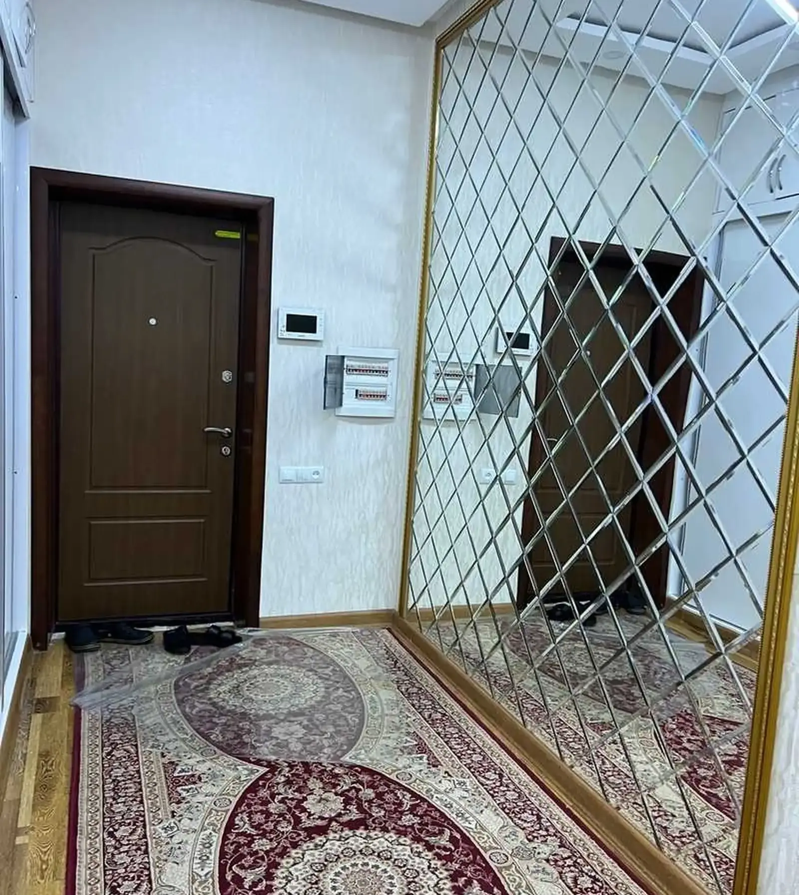 3-комн. квартира, 11 этаж, 138м², Исмоили Cомони -доми Бурак