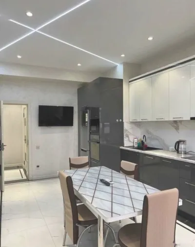 3-комн. квартира, 8 этаж, 120м², сомони