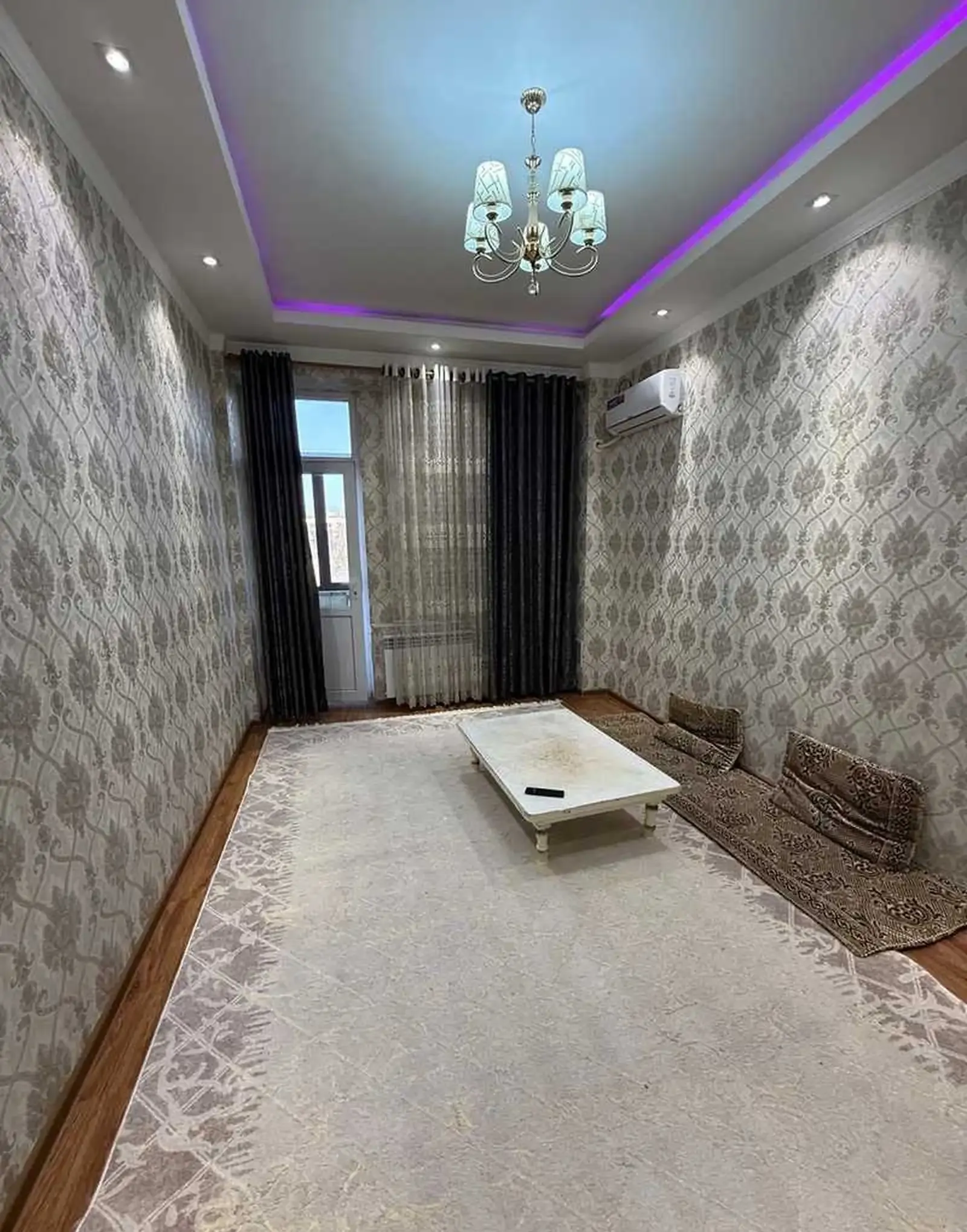 2-комн. квартира, 3 этаж, 63м², Чойхонаи Роҳат