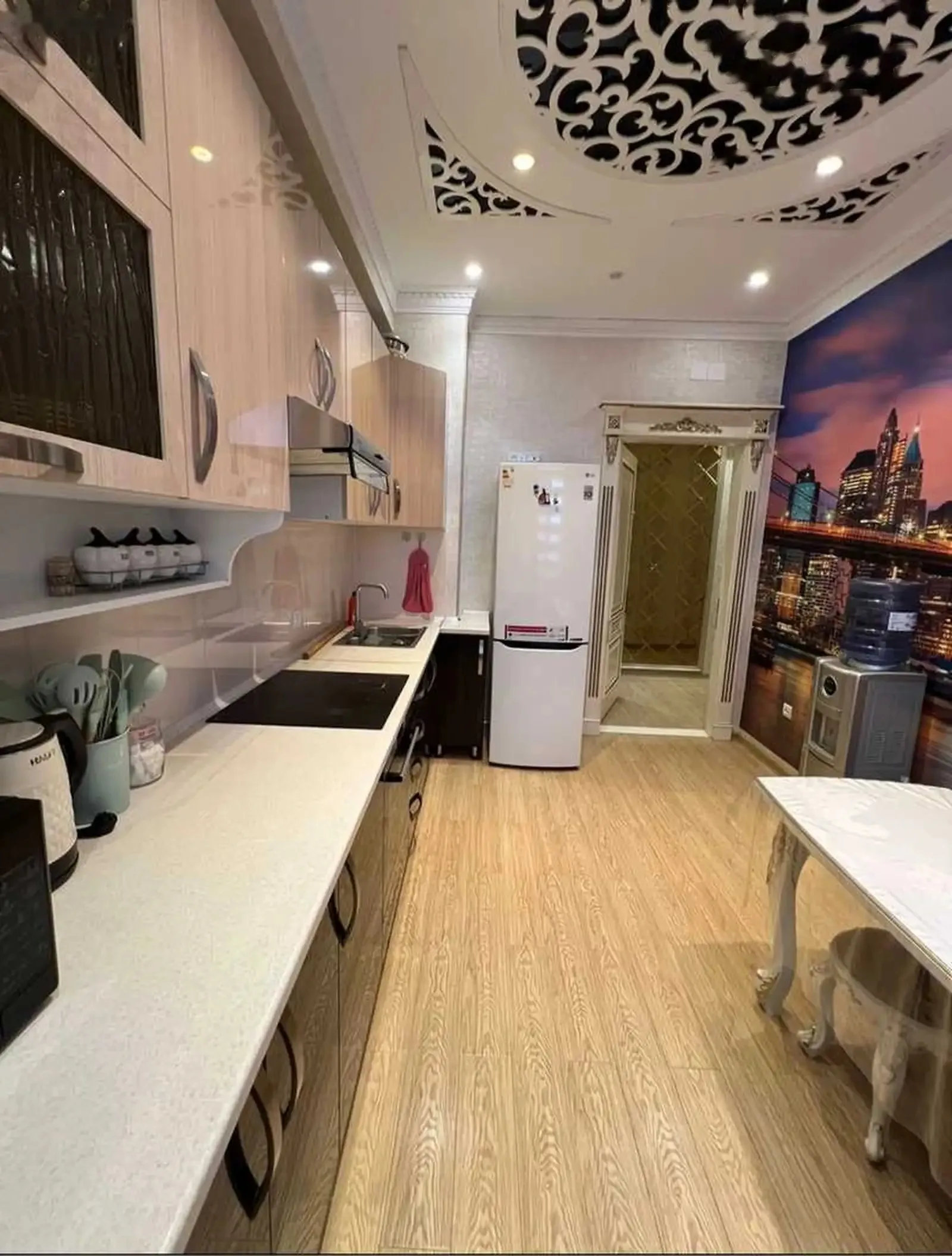 3-комн. квартира, 6 этаж, 120м², театр оперы и балета