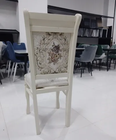 Стулья версачи