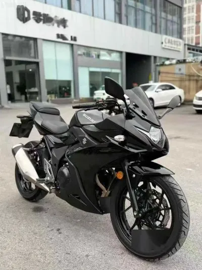 Мотоцикл Suzuki GSX