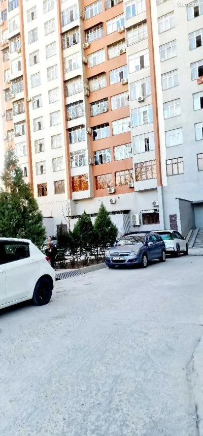 3-комн. квартира, 12 этаж, 120м², 102мкр