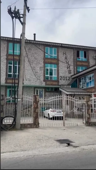 3-комн. квартира, 2 этаж, 64м², Гипразем