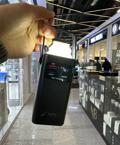 Внешний аккумулятор с фонариком Mars Powerbank 20000 mah