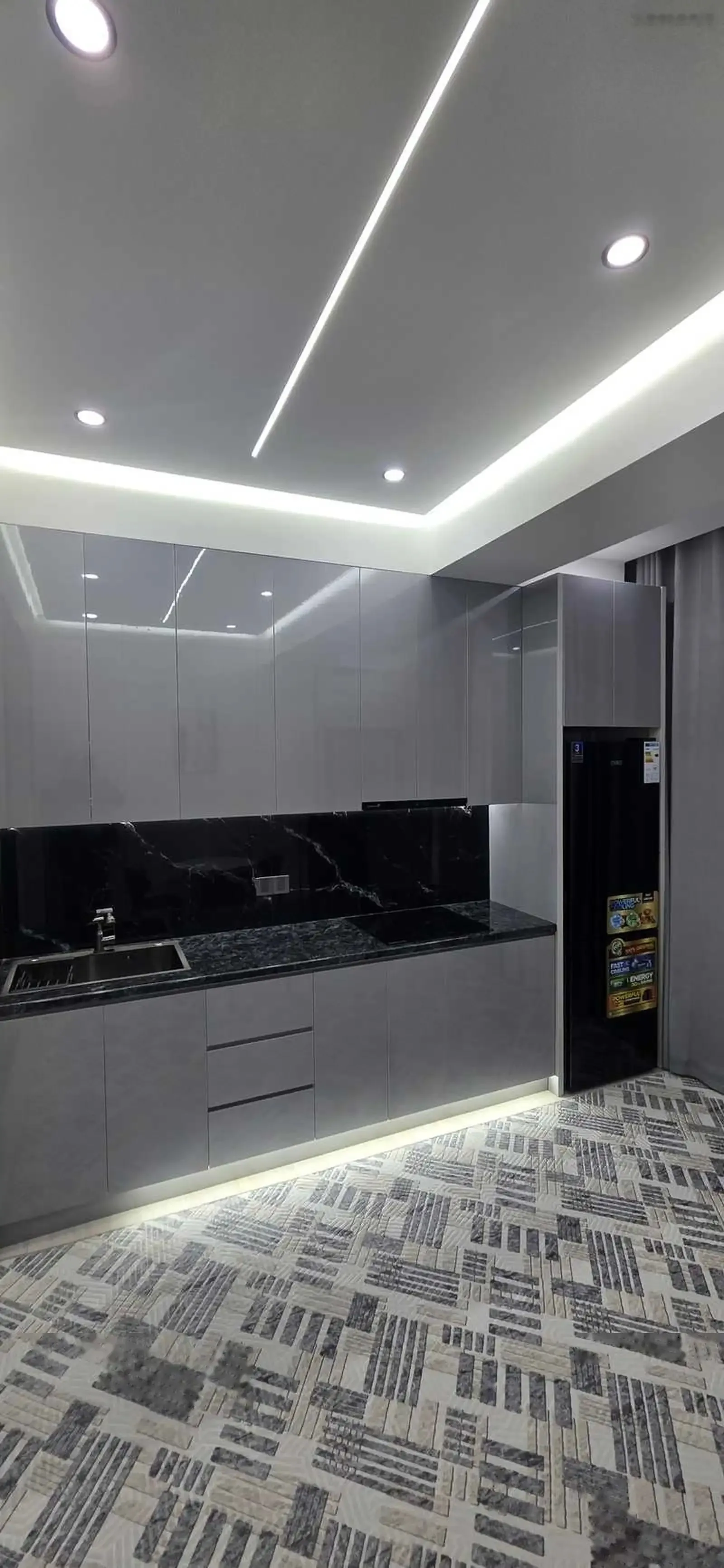 2-комн. квартира, 11 этаж, 72м², Ашан
