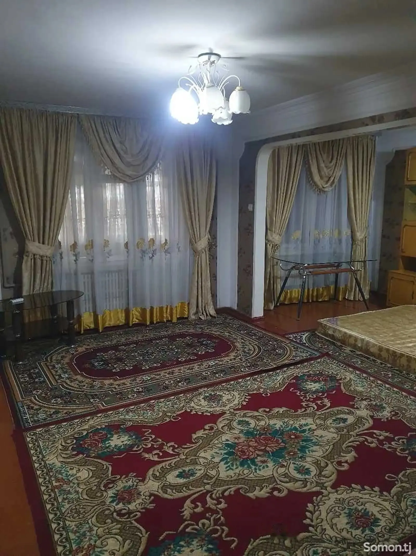 4-комн. квартира, 1 этаж, 78м², 82мкр