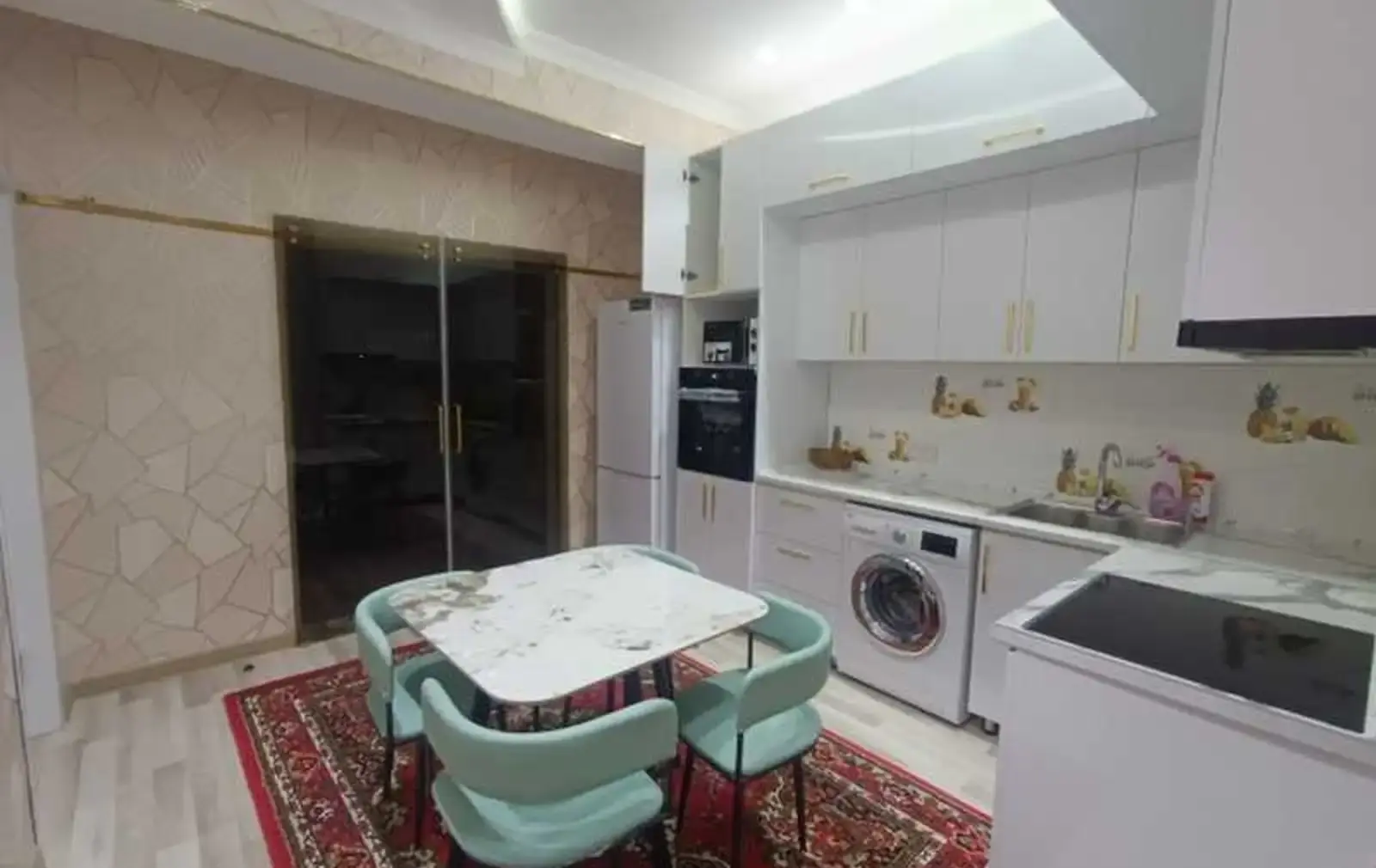 2-комн. квартира, 2 этаж, 72м², Исмоили Сомонӣ