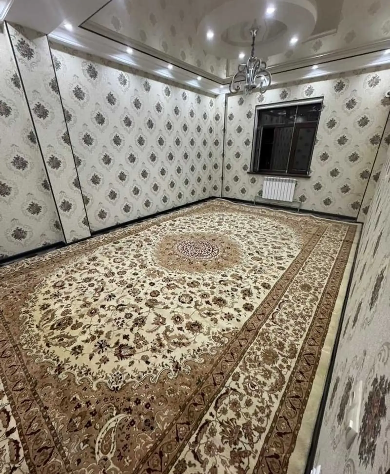3-комн. квартира, 2 этаж, 80м², Бозори Мехргон
