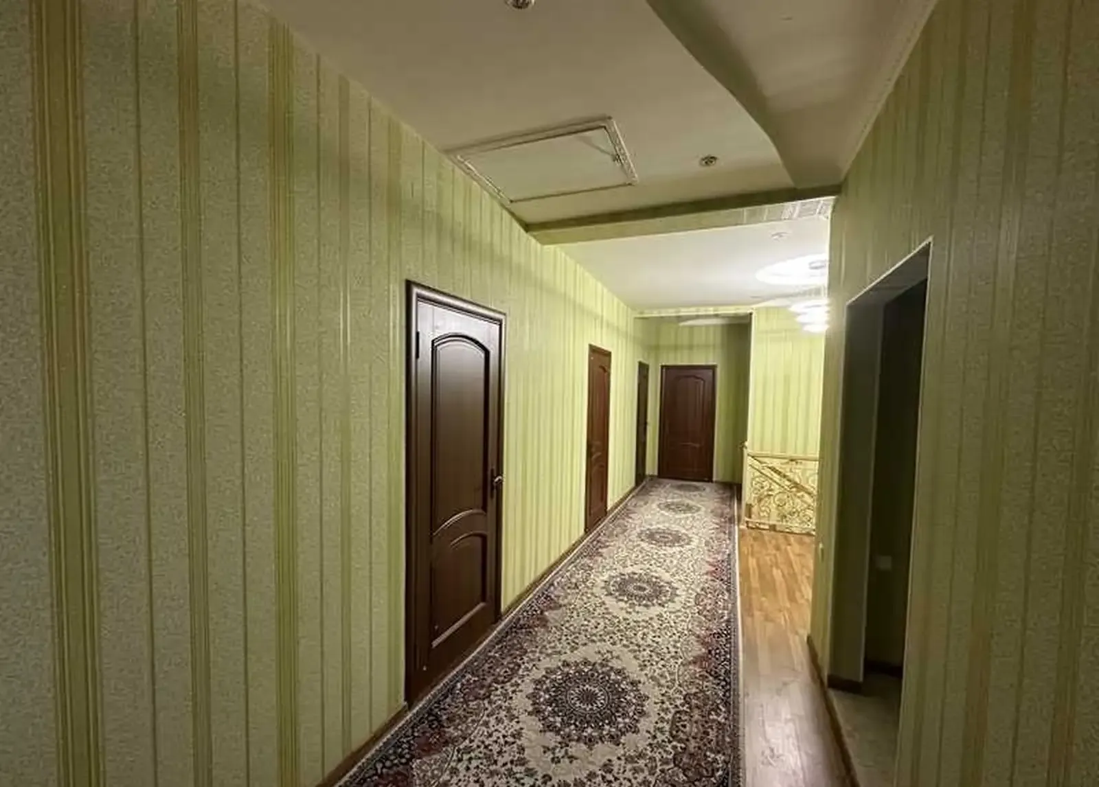 2-этажный, 6 комнатный дом, 330 м², 9 км