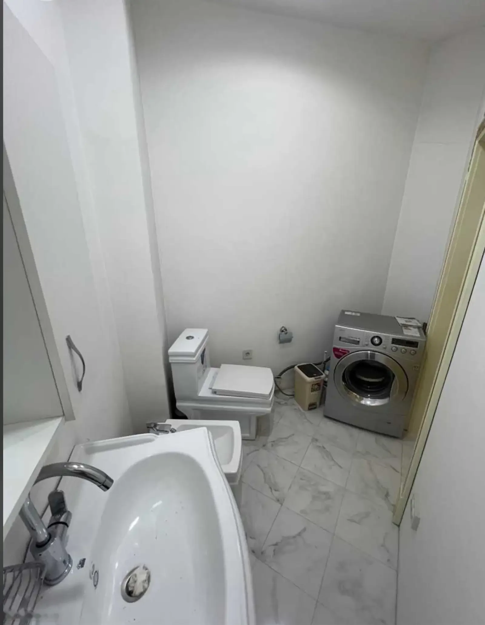 3-комн. квартира, 5 этаж, 129м², Повороти Аэропорт