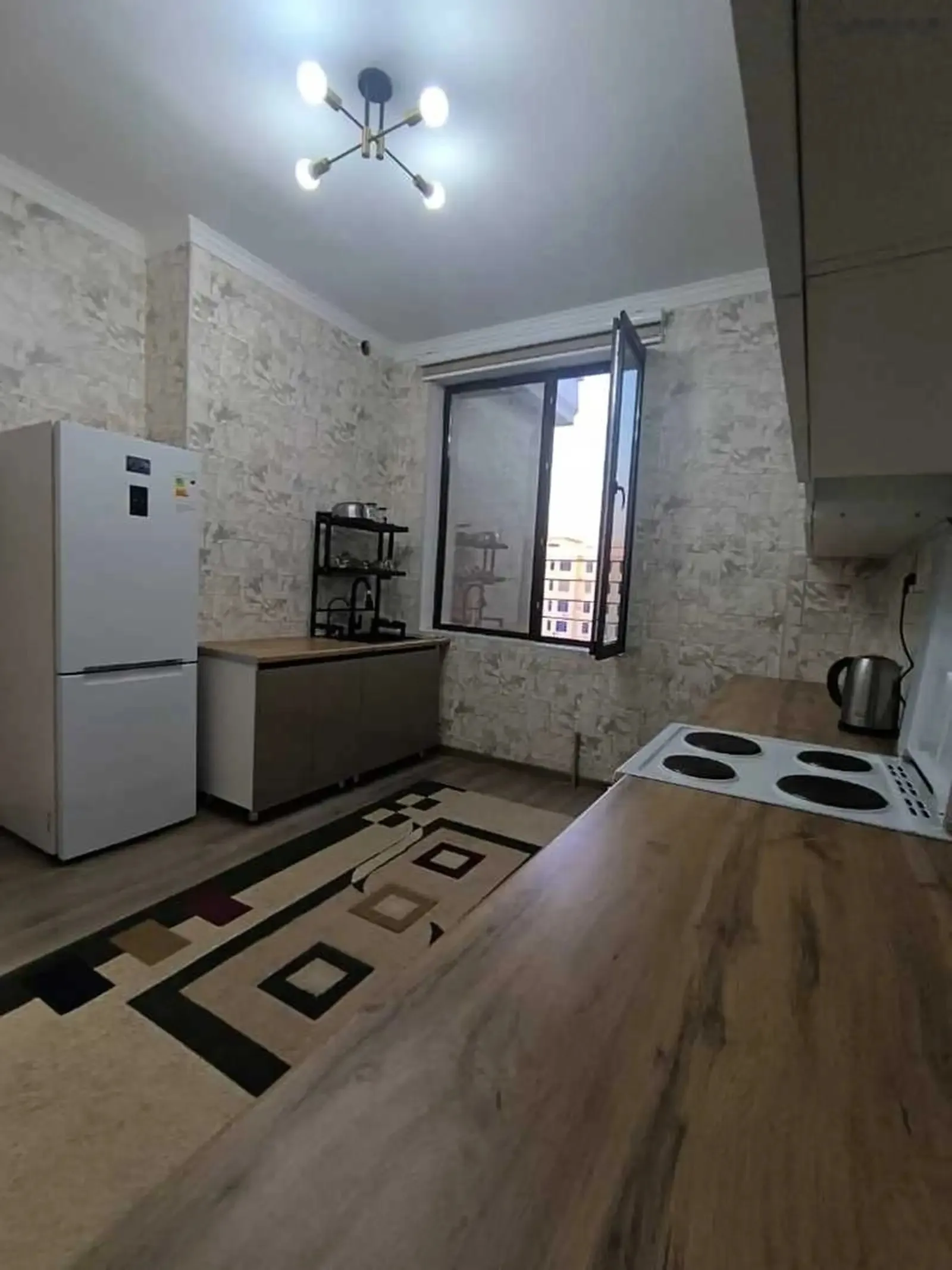 1-комн. квартира, 14 этаж, 53 м², 102 мкр