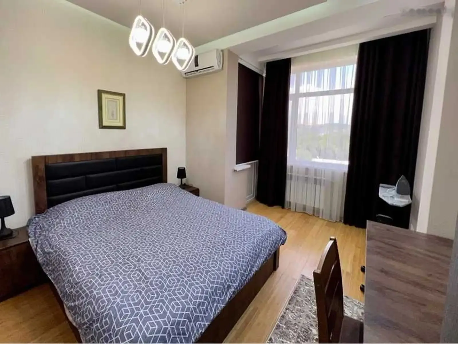 2-комн. квартира, 10 этаж, 60м², Голубой Экран