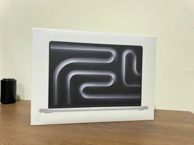 Ноутбук MacBook Pro with M5 Max 2TB