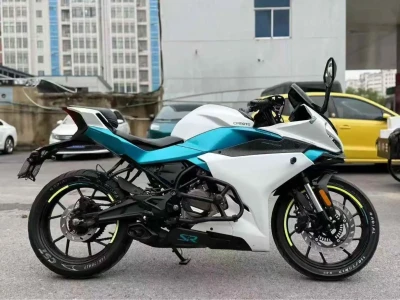 Мотоцикл CFMOTO SR