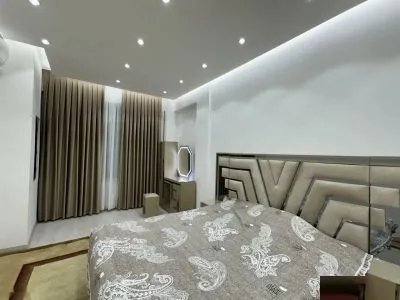 2-комн. квартира, 12 этаж, 90м², дом печати