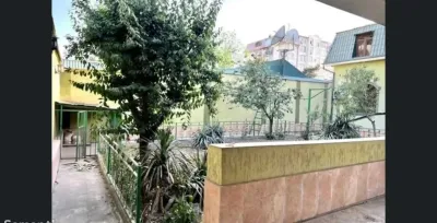2-этажный, 9 комнатный дом, 450 м², Сомони