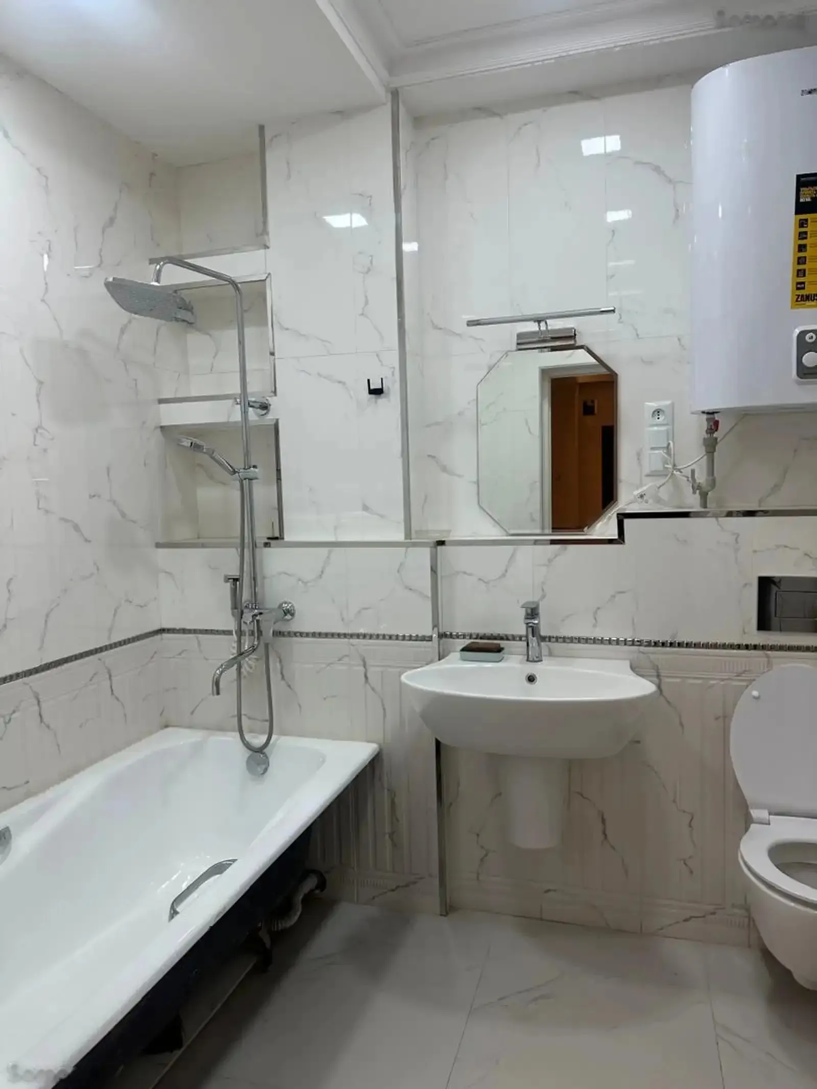 2-комн. квартира, 8 этаж, 65м², Шохмансур