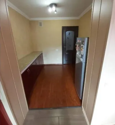 2-комн. квартира, 2 этаж, 60м², Фаровон 32 мкр