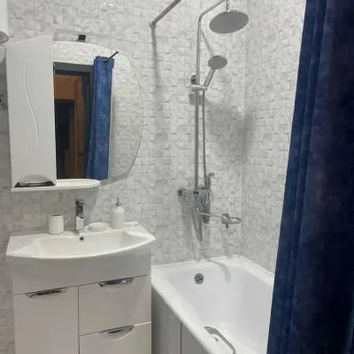 2-комн. квартира, 3 этаж, 92м², Шохмансур