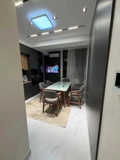 3-комн. квартира, 2 этаж, 150м², сино -