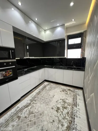 3-комн. квартира, 8 этаж, 88 м², Набережная, Ёвар