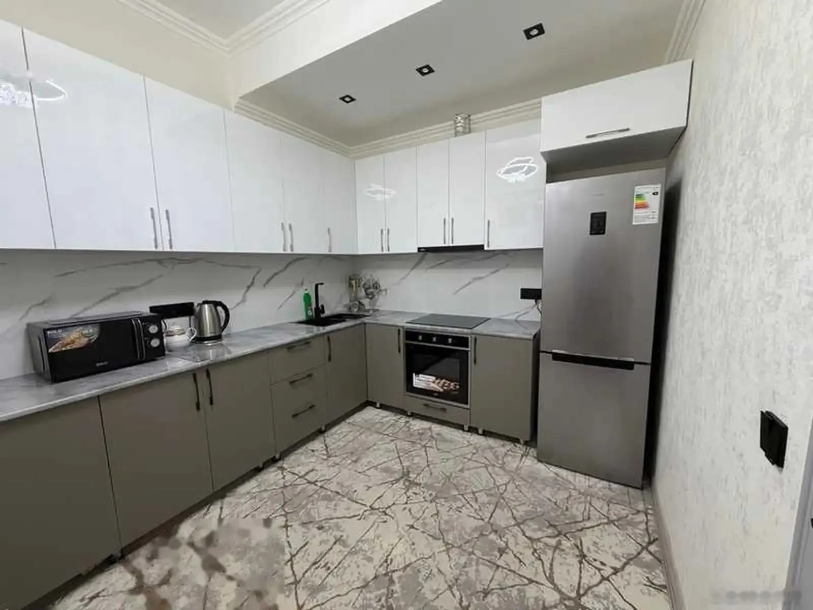 2-комн. квартира, 17 этаж, 53м², дом печат пушти КFC