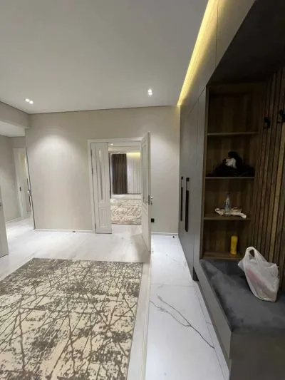 2-комн. квартира, 3 этаж, 98м², И. Сомони