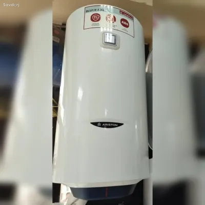 Водонагреватель Ariston 100л