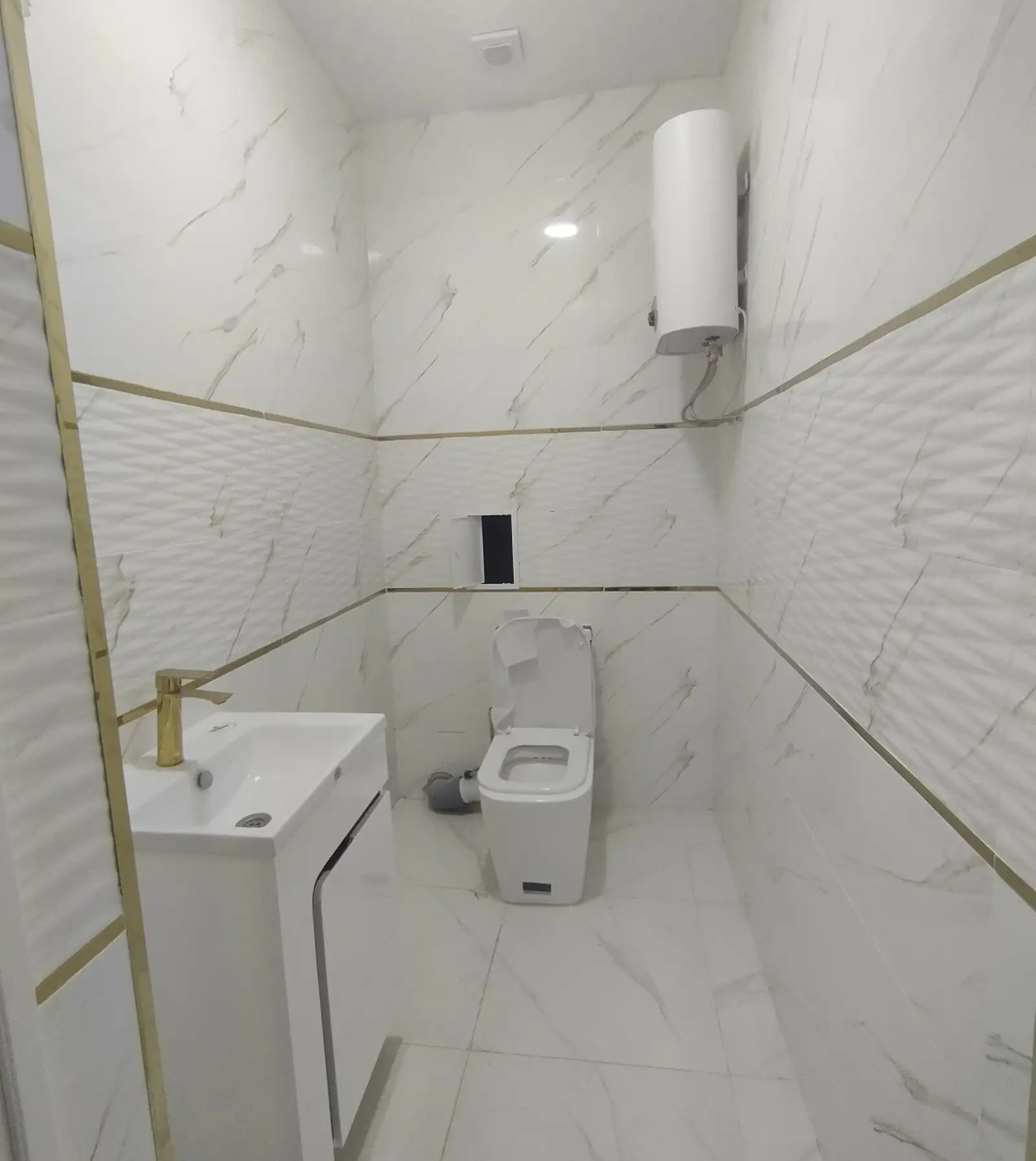 2-комн. квартира, 11 этаж, 80м², Шохмансур, наздикии Посольство Турции, ру ба руи Вавилон Т