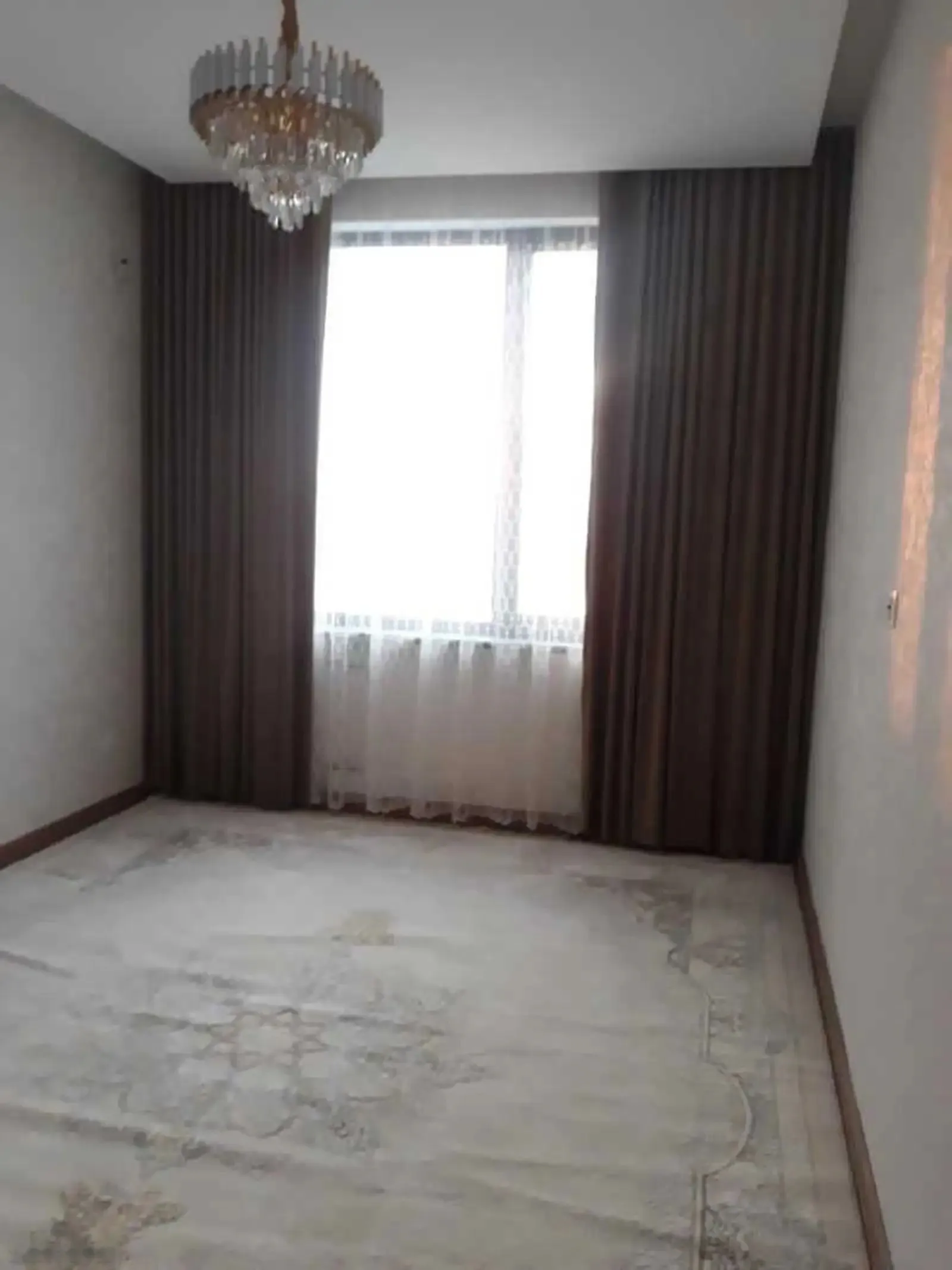 2-комн. квартира, 9 этаж, 60м², родоми 3 доми ёвар
