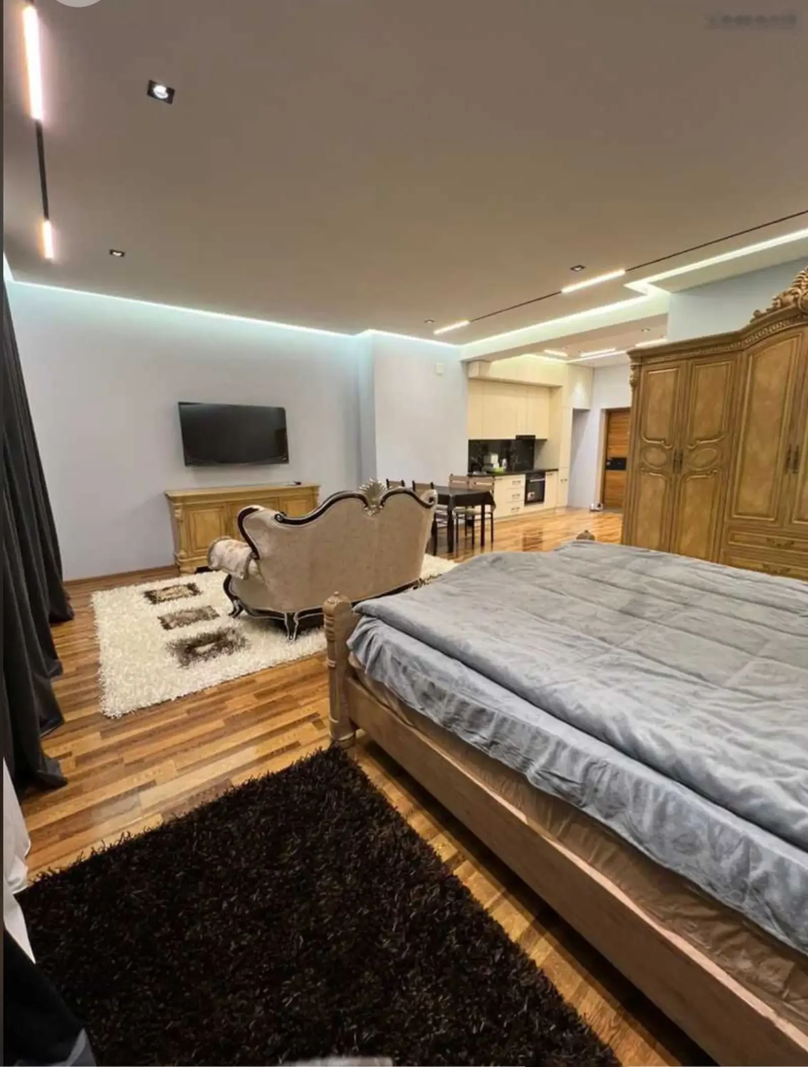 1-комн. квартира, 17 этаж, 52 м², Хилтон