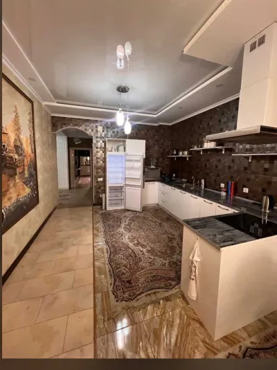 2-комн. квартира, 6 этаж, 118м², оперка