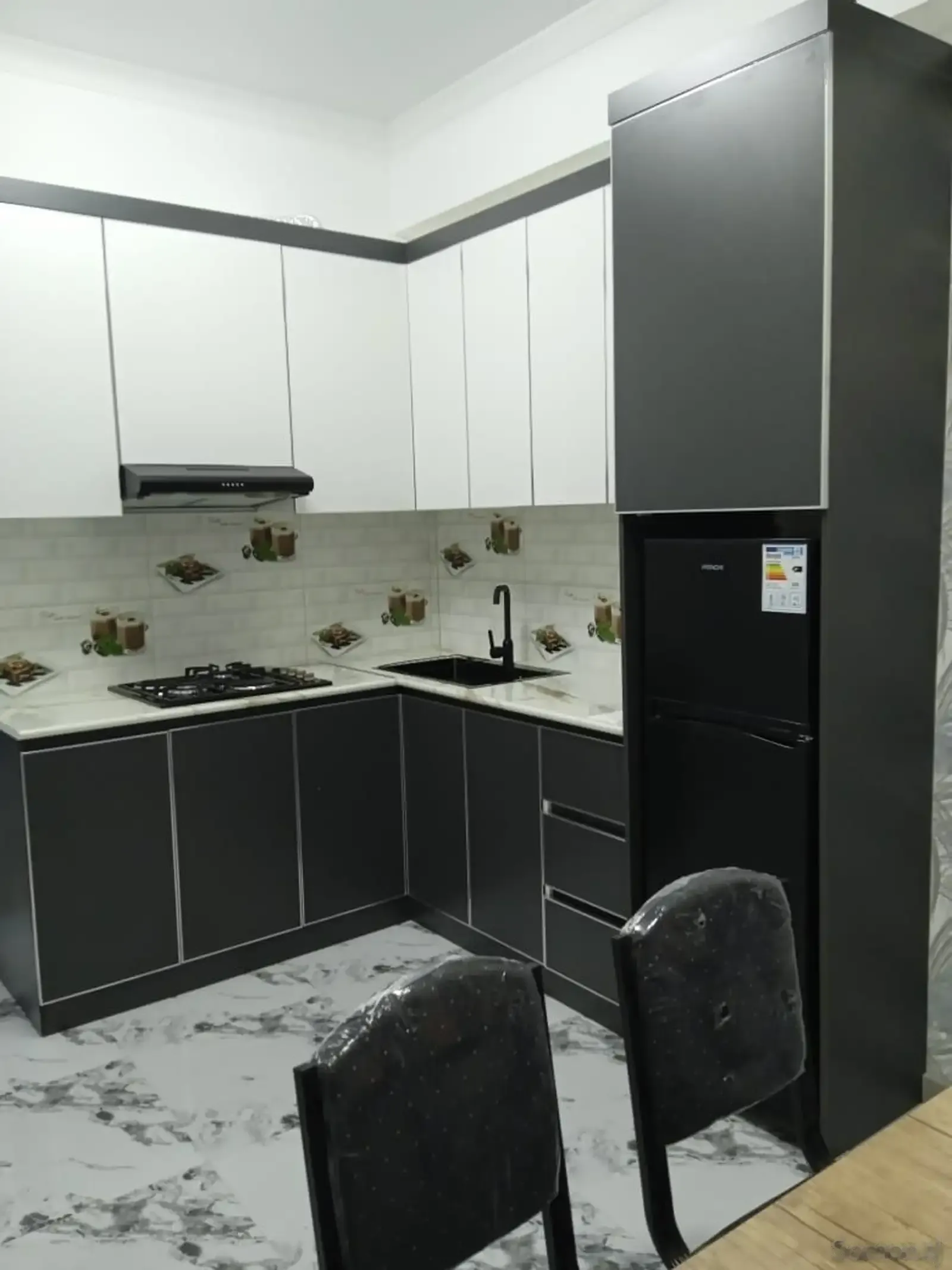 2-комн. квартира, 1 этаж, 67 м², 34мкр