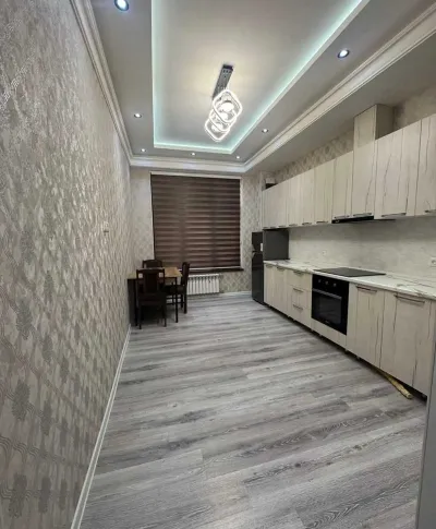 2-комн. квартира, 2 этаж, 100м², Сомони Шодмони 53